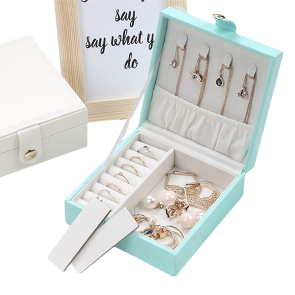 The Ultimate Guide To The Best Travel Jewelry Case For Jewelry Lovers: Protect Your Treasures In Style